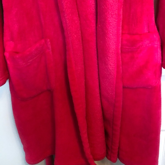 Victoria Secret Robe - Hot Pink - Picture 4 of 5